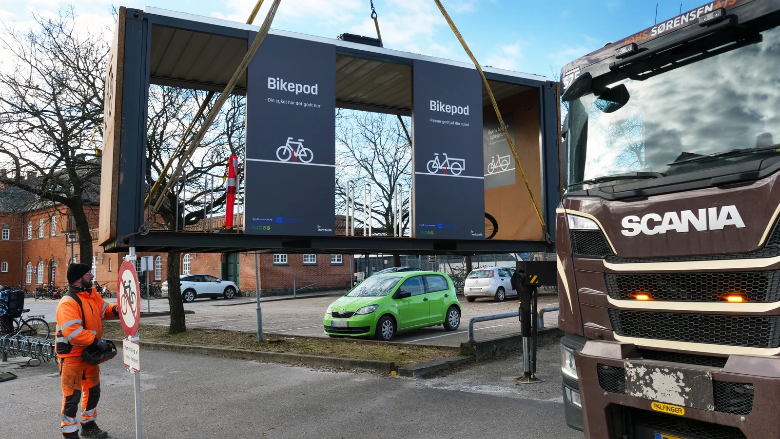 Danmarks første Bikepod står nu klar i Hedensted