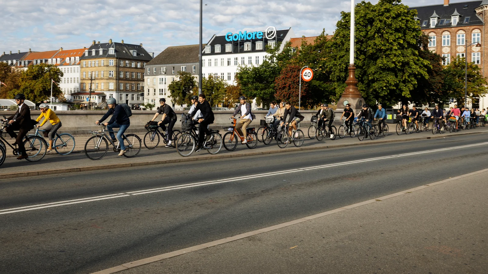 Cyklistforbundet i København vil have ny cykelbro hen over Søerne