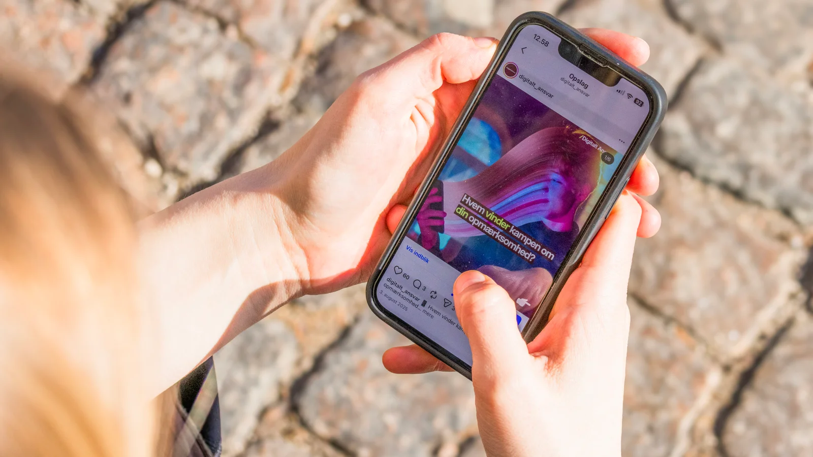 Et flertal af danskerne vil slukke sociale medier om natten for unge under 18